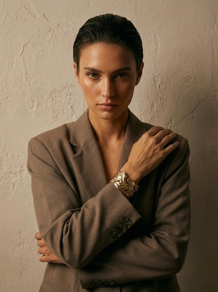 Bold leaf cuff  Chunky leaf-cut bracelet